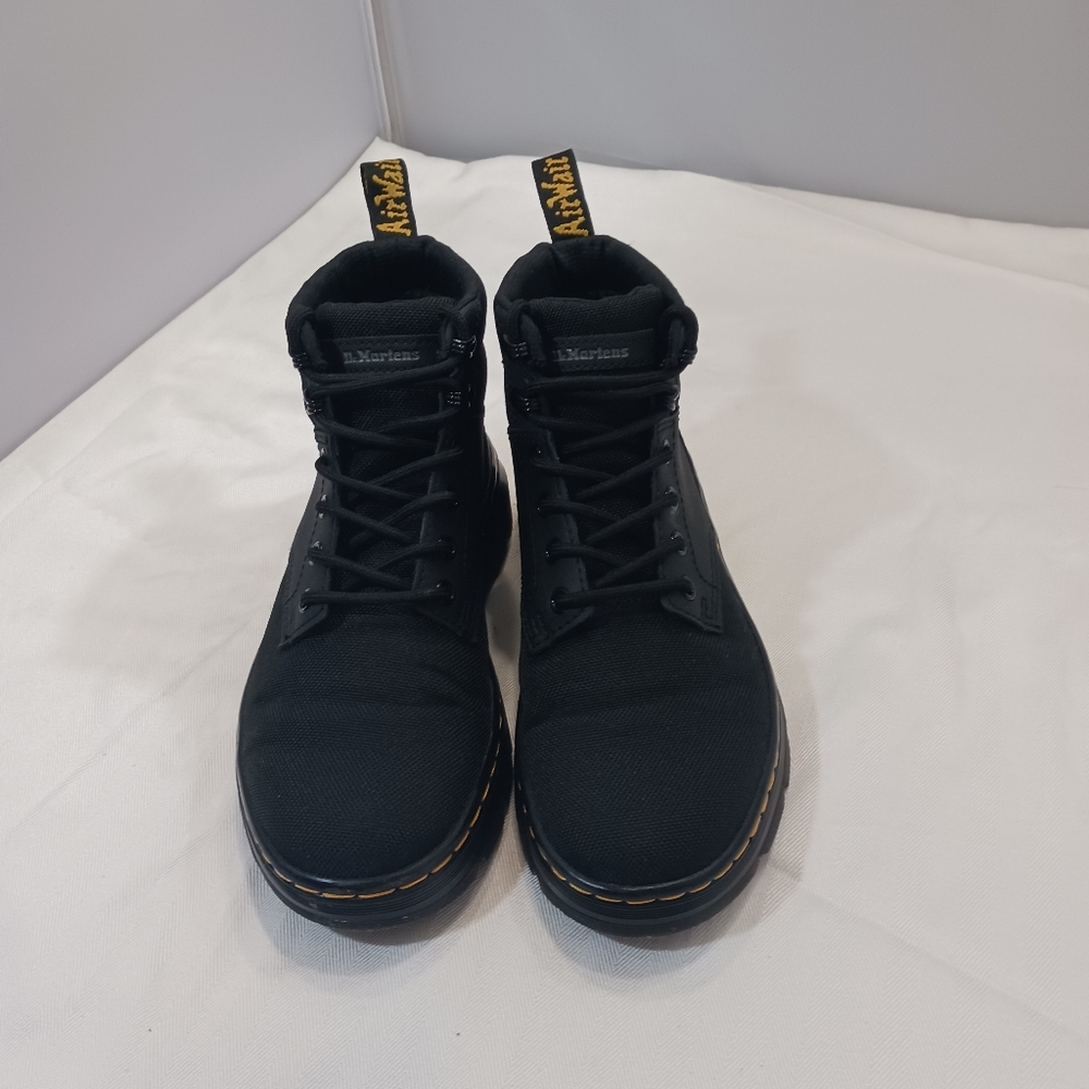 Dr. Martens Rugged Utility Boots M6 / W7 🥾